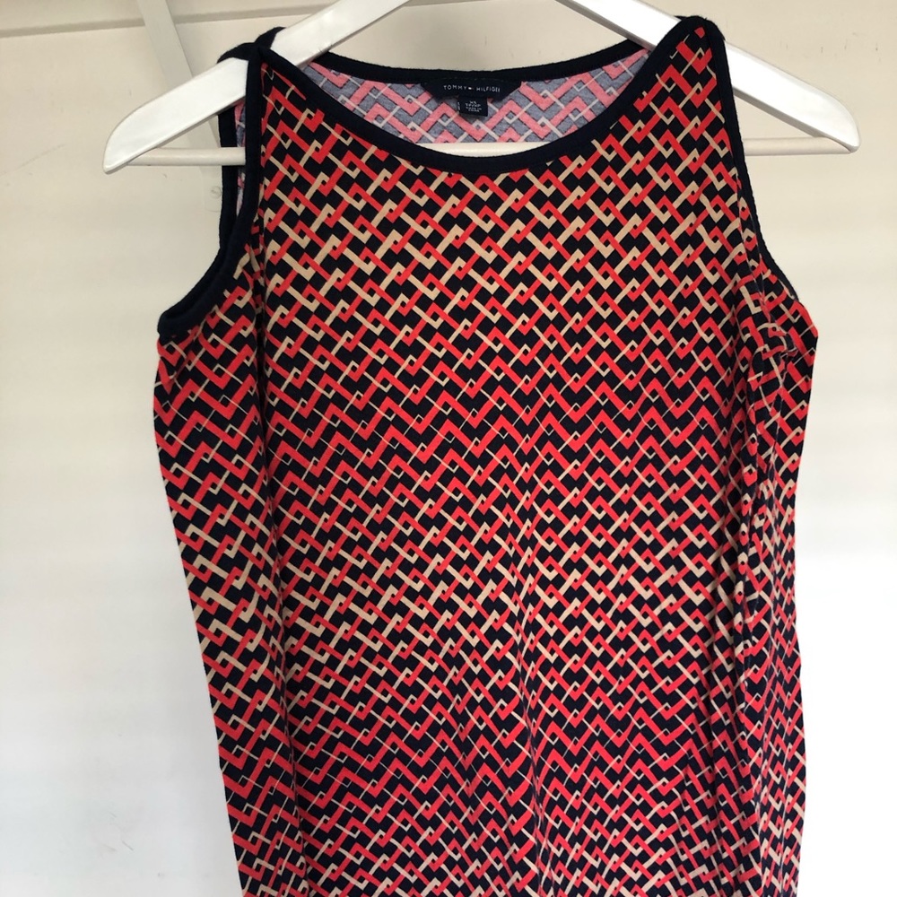 Tommy Hilfiger shoulderless/long-sleeved top